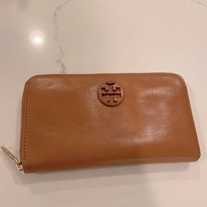 Tory Burch Zip Around Wallet - Authentic